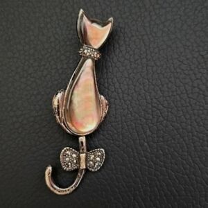 Vintage Signed NF Sterling Silver Marcasite Cat Pin Brooch tail moves Kitty